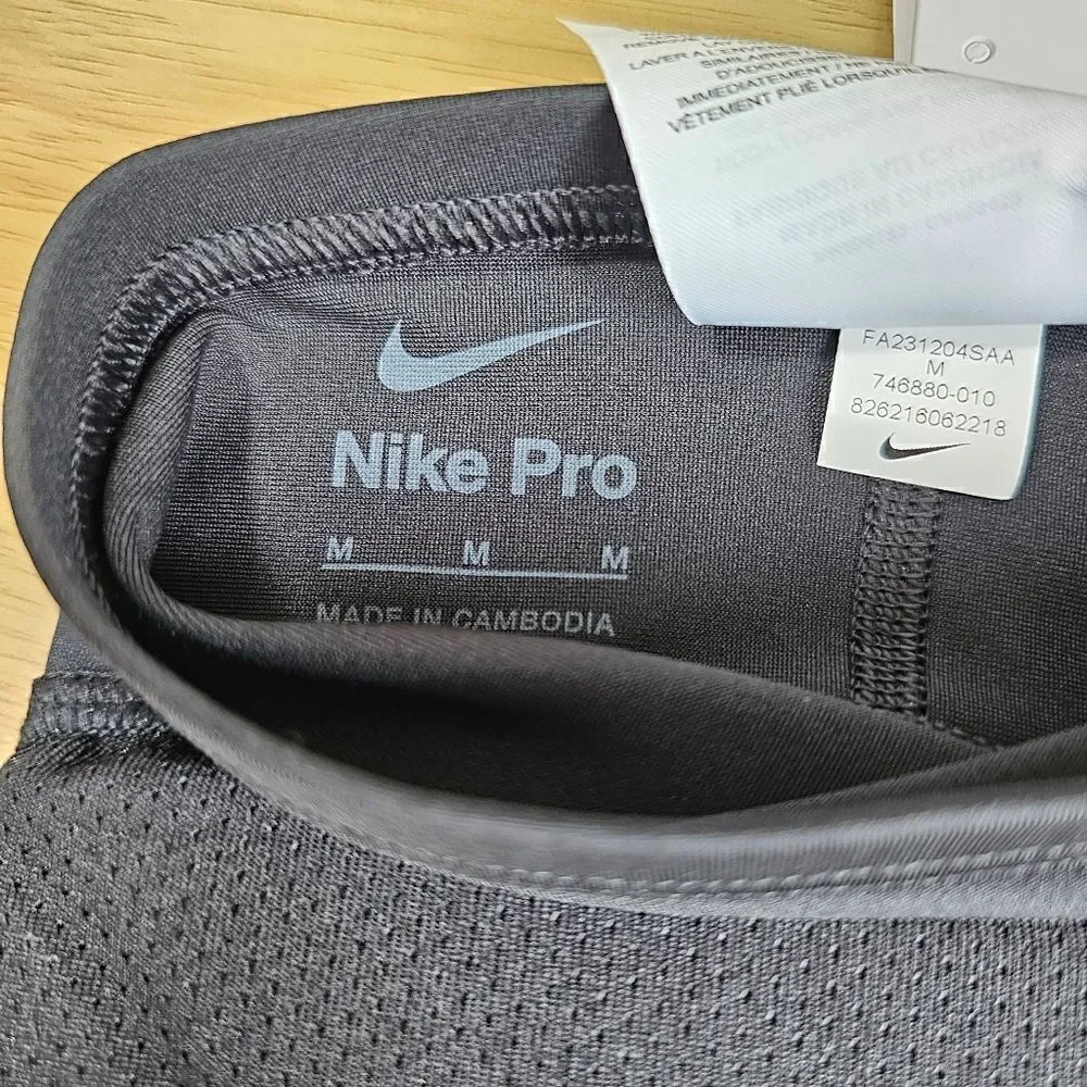 Air Jordan Nike Pro Hyperstrong Knee Shin Padded Sleeve Medium M Black White New